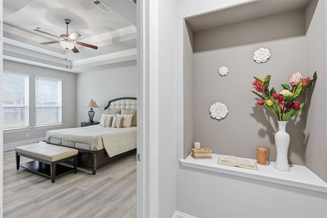 16927 Burke Lake Lane, Houston, TX 77044