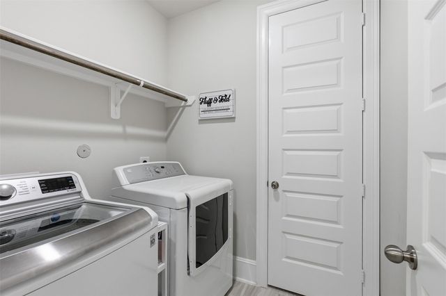 16927 Burke Lake Lane, Houston, TX 77044