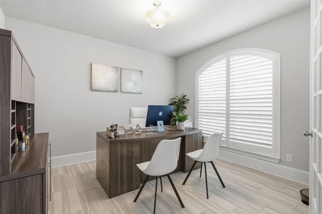 16927 Burke Lake Lane, Houston, TX 77044