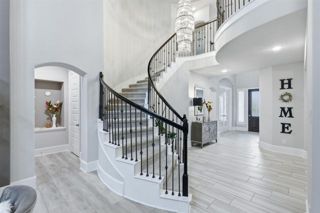 16927 Burke Lake Lane, Houston, TX 77044