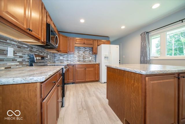 1150 E Adams Drive, Franklin, IN 46131