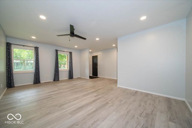 1150 E Adams Drive, Franklin, IN 46131