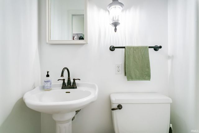 16554 Brandon Lane, Granger, IN 46530