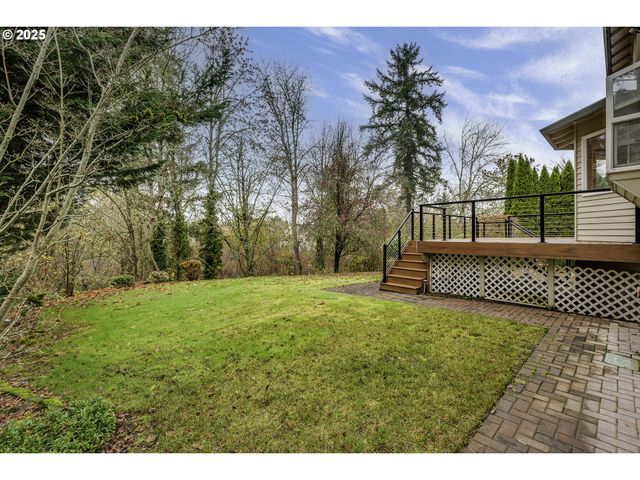 2857 Ne LORIE Dr, Hillsboro, OR 97124