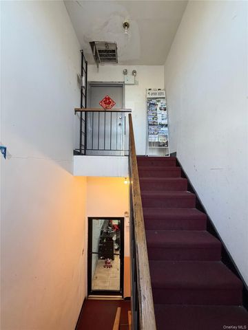 135-36 39th Avenue, Flushing, NY 11354