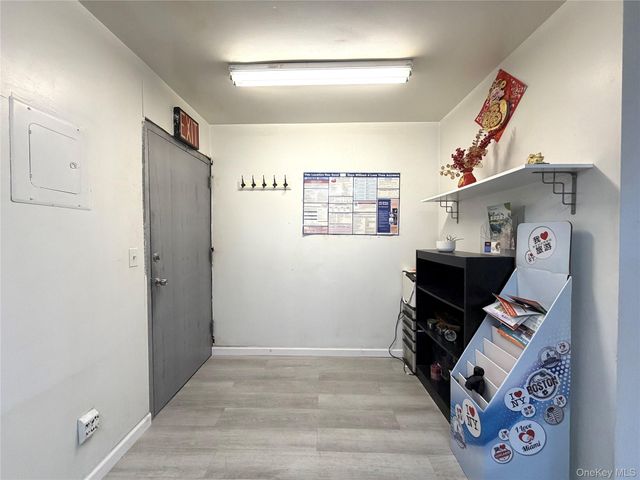 135-36 39th Avenue, Flushing, NY 11354