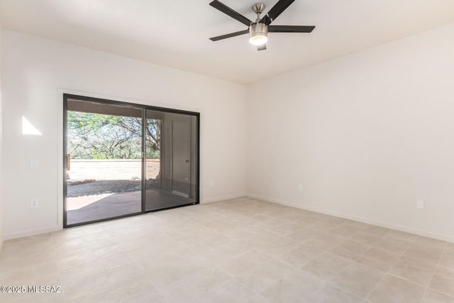 3808 S Vía Del Reyecuelo, Green Valley, AZ 85622