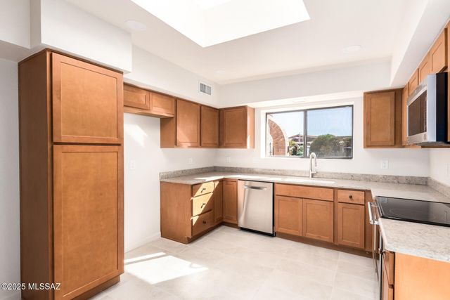 3808 S Vía Del Reyecuelo, Green Valley, AZ 85622