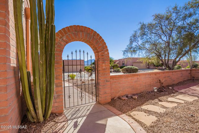 3808 S Vía Del Reyecuelo, Green Valley, AZ 85622