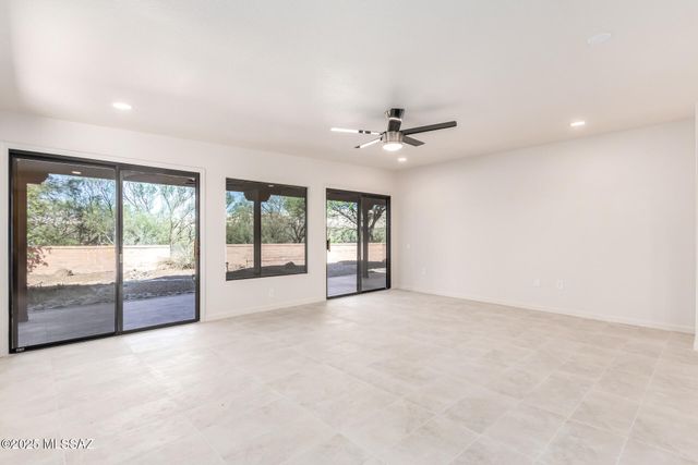 3808 S Vía Del Reyecuelo, Green Valley, AZ 85622