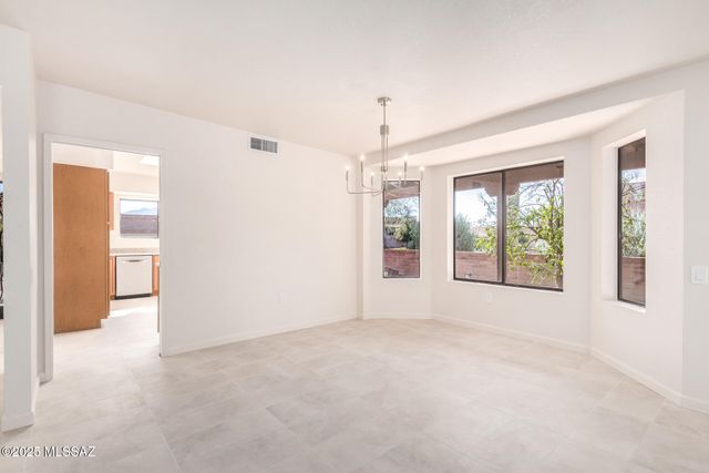 3808 S Vía Del Reyecuelo, Green Valley, AZ 85622