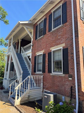 1319 Riverside Dr 300, Bridgewater, PA 15009