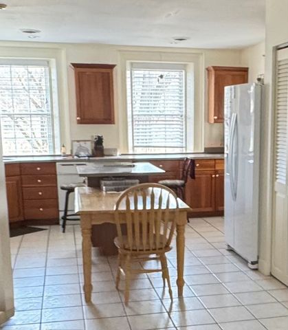 1319 Riverside Dr 300, Bridgewater, PA 15009