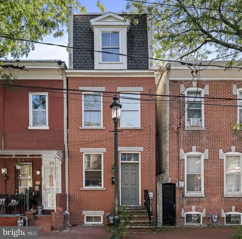 576 BERKLEY ST, Camden, NJ 08103