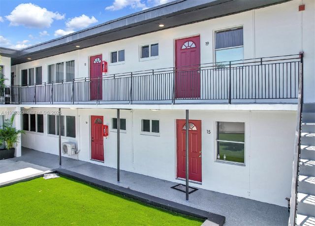 14280 NE 6th Ave, North Miami, FL 33161