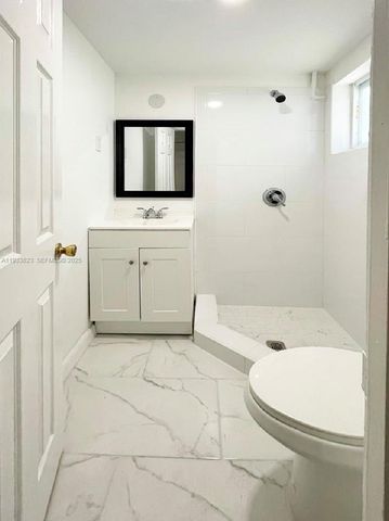 14280 NE 6th Ave, North Miami, FL 33161