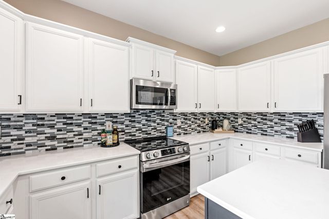 205 Tulip Tree Lane, Simpsonville, SC 29680