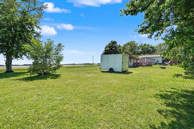 6160 W Mt. Vernon Road, Cedar Falls, IA 50613