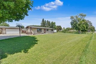 6160 W Mt. Vernon Road, Cedar Falls, IA 50613