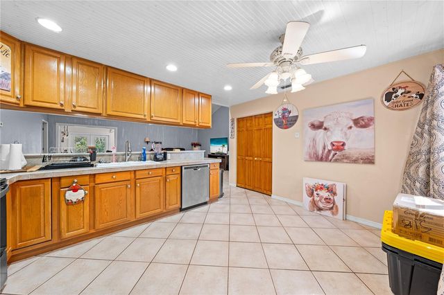 51 BRITTON STREET, Babson Park, FL 33827