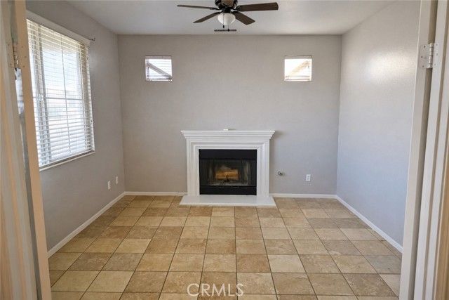 11807 Desert Glen, Adelanto, CA 92301