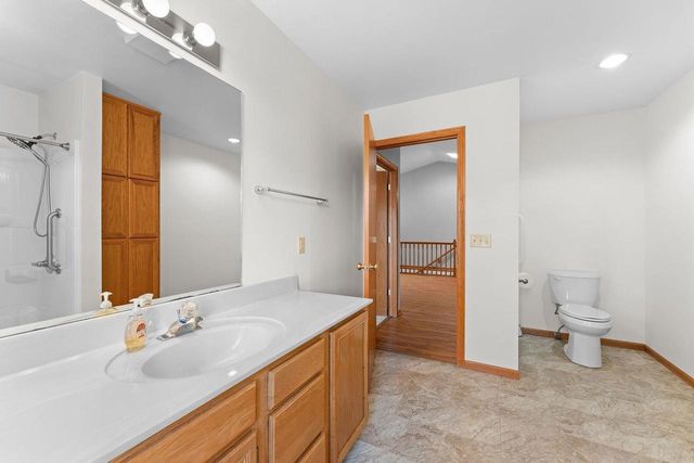 1711 Hillcrest Drive, Baraboo, WI 53913