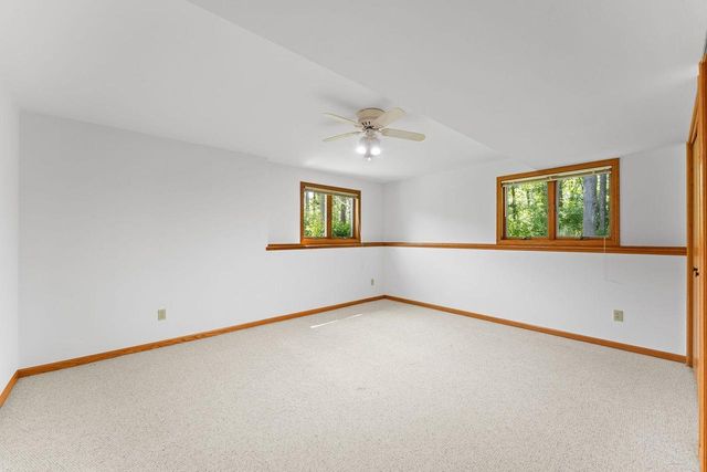 1711 Hillcrest Drive, Baraboo, WI 53913