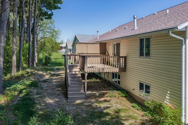 1711 Hillcrest Drive, Baraboo, WI 53913