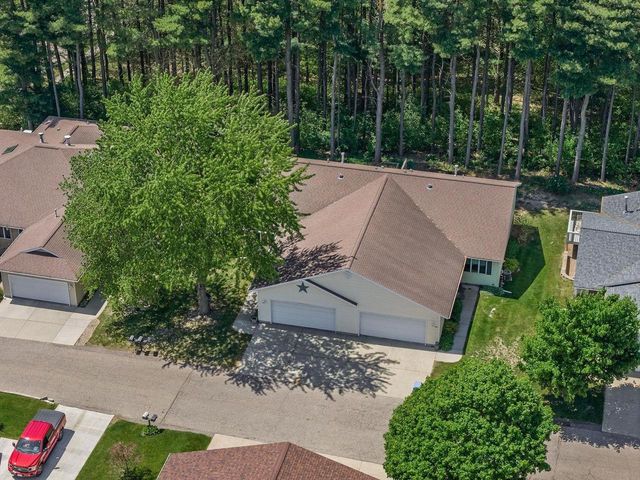1711 Hillcrest Drive, Baraboo, WI 53913