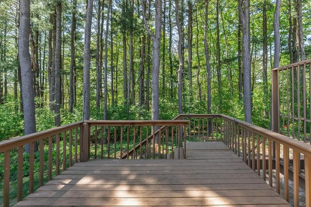 1711 Hillcrest Drive, Baraboo, WI 53913