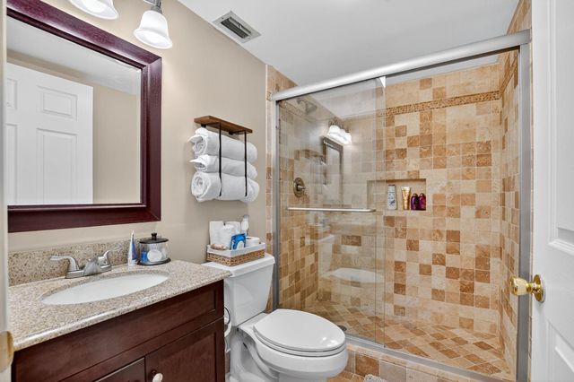 23018 Oxford Place D, Boca Raton, FL 33433