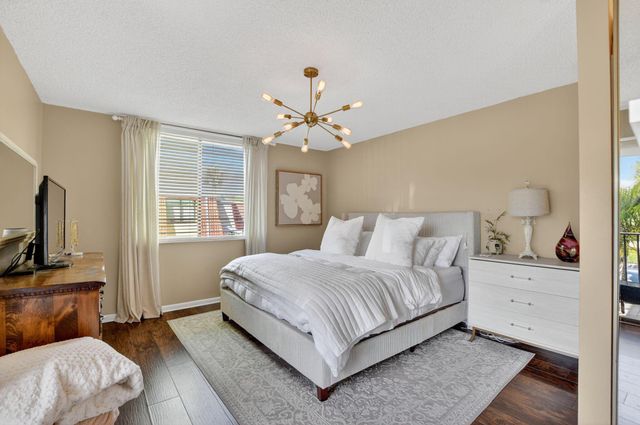 23018 Oxford Place D, Boca Raton, FL 33433