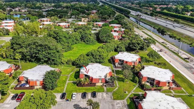23018 Oxford Place D, Boca Raton, FL 33433