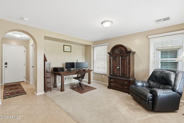 3671 E LESLIE Drive, Gilbert, AZ 85296