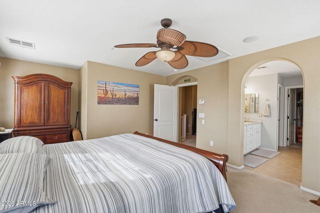 3671 E LESLIE Drive, Gilbert, AZ 85296