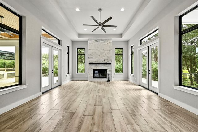 1121 Covered Bridge DR, Driftwood, TX 78619