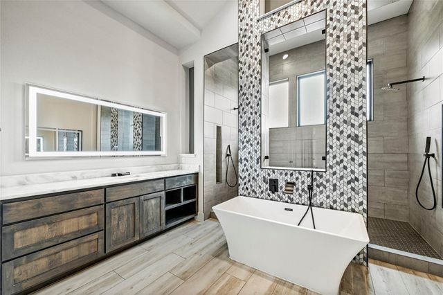 1121 Covered Bridge DR, Driftwood, TX 78619
