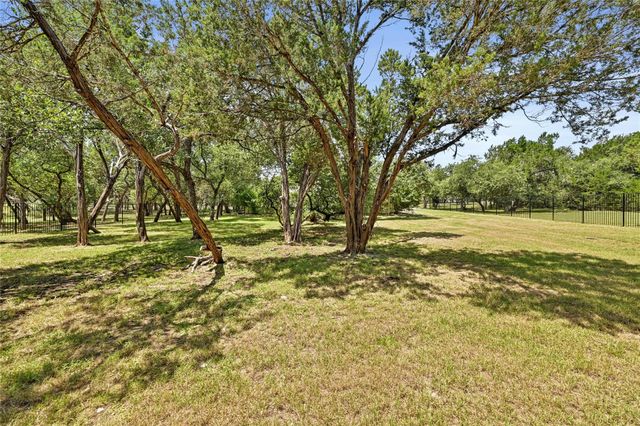 1121 Covered Bridge DR, Driftwood, TX 78619