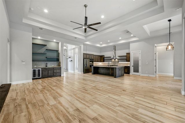 1121 Covered Bridge DR, Driftwood, TX 78619