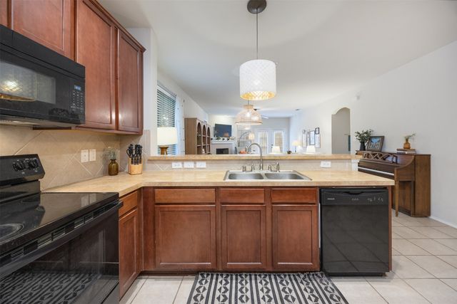 211 Fisherman Trail, Melissa, TX 75454