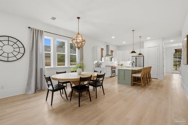 908 E Yonge St, Pensacola, FL 32503