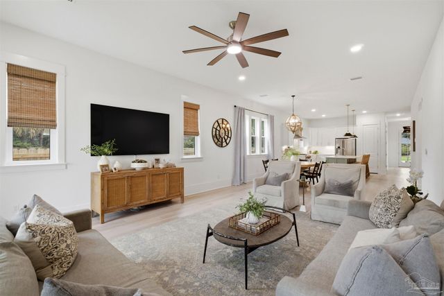 908 E Yonge St, Pensacola, FL 32503