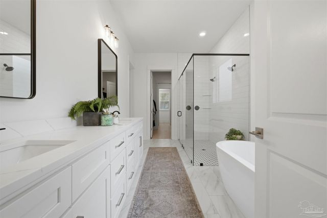 908 E Yonge St, Pensacola, FL 32503