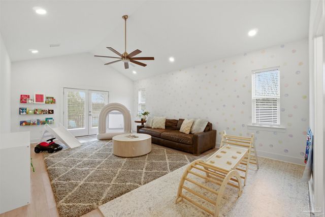 908 E Yonge St, Pensacola, FL 32503