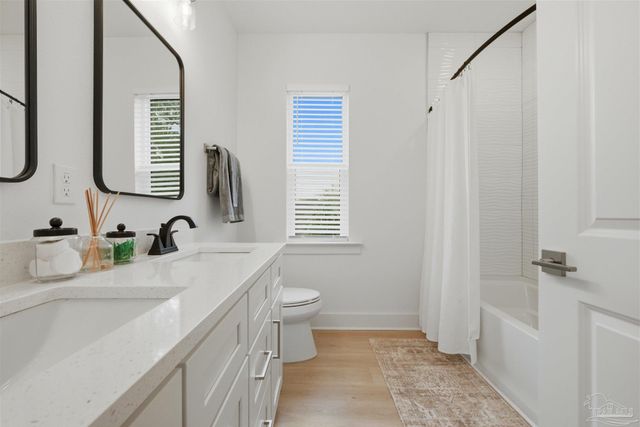 908 E Yonge St, Pensacola, FL 32503