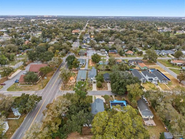 908 E Yonge St, Pensacola, FL 32503