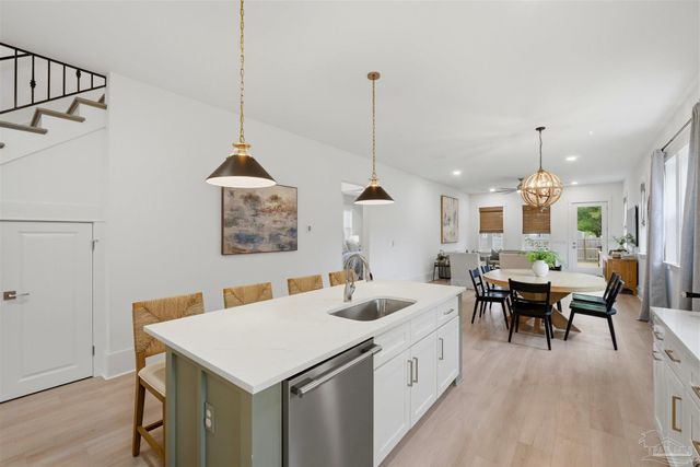 908 E Yonge St, Pensacola, FL 32503