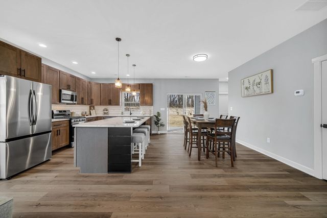 3933 Riverdale Avenue, Lake Station, IN 46405