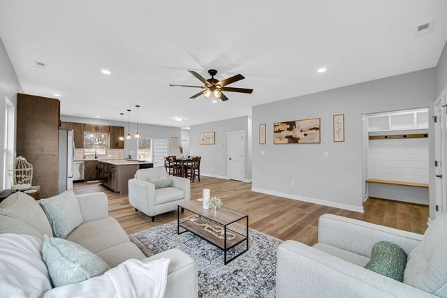 3933 Riverdale Avenue, Lake Station, IN 46405