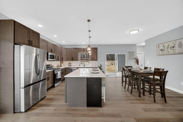 3933 Riverdale Avenue, Lake Station, IN 46405